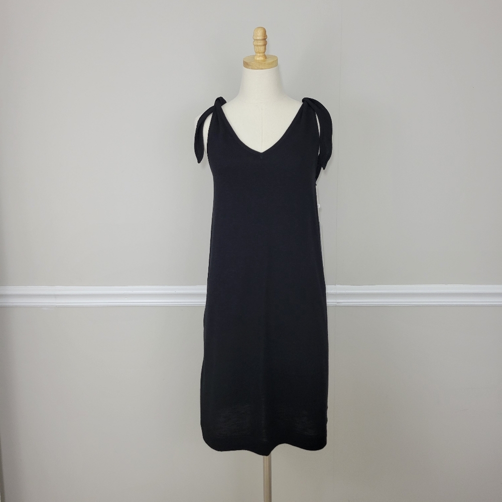 C-A-S-L-O-N Black Slub Terry Sleeveles Deep V Neck Fit Pullover Size XS